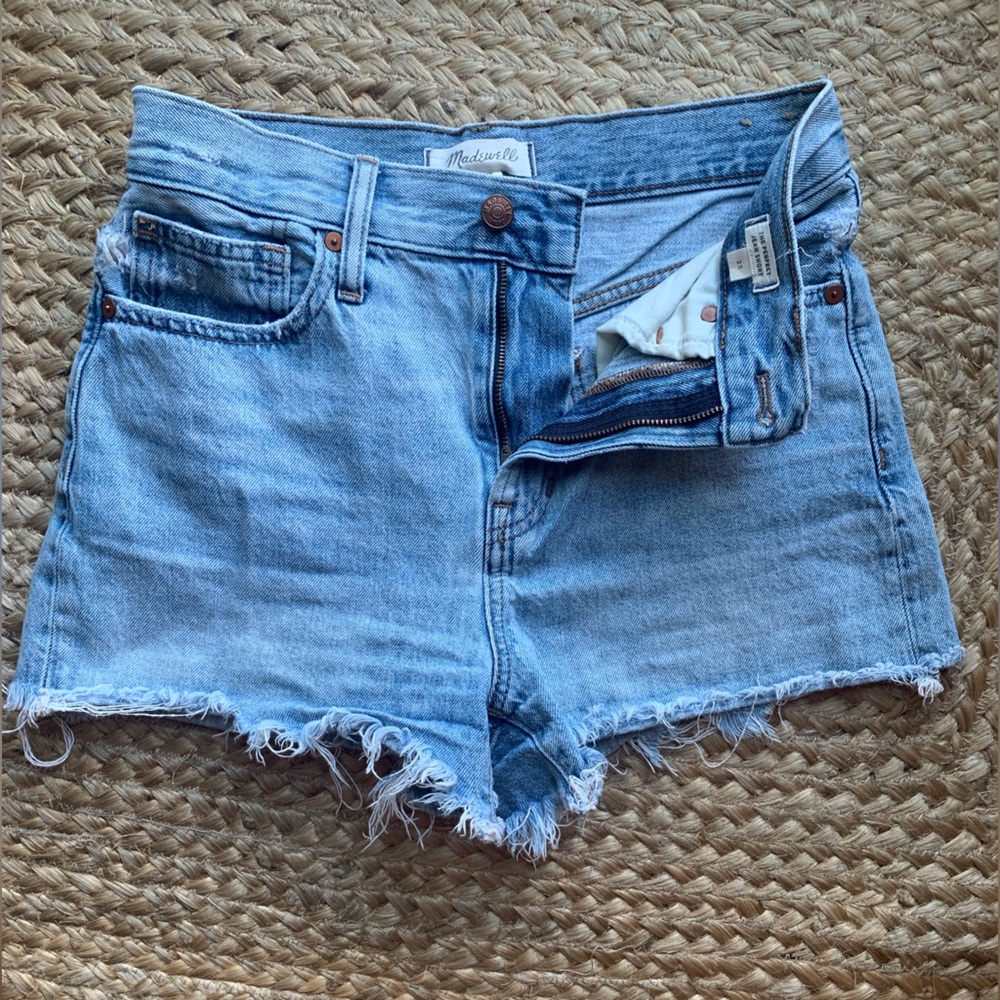 Madewell “The Perfect Jean Short”